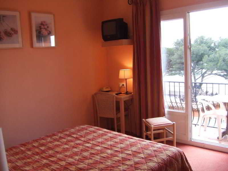 Hotel Le Provencal Logishotels Les Issambres Luaran gambar