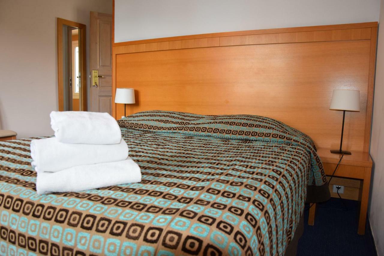 Hotel Le Provencal Logishotels Les Issambres Luaran gambar